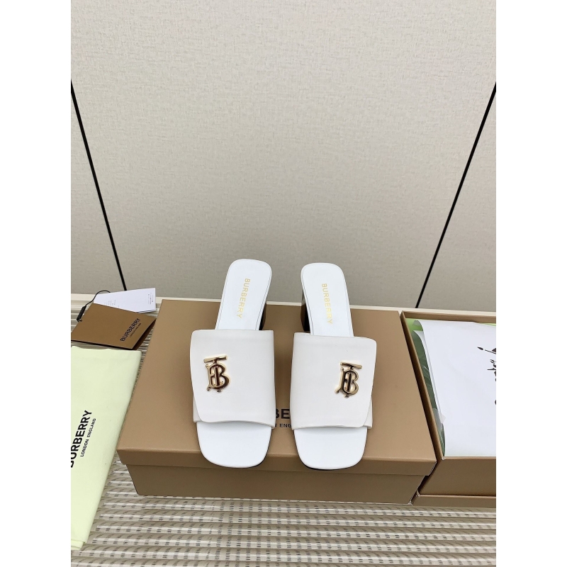 B**rry slippers